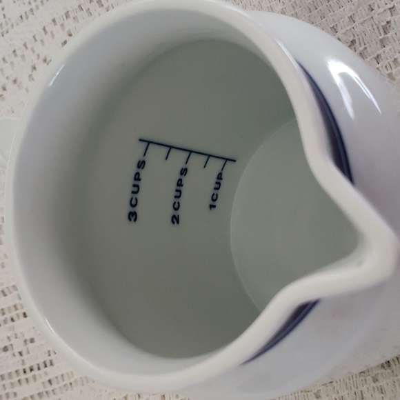 BLUE AND WHITE Ceramic La Maison La Cuisine Belle et Bonne Measuring Jug - Picture 4 of 6